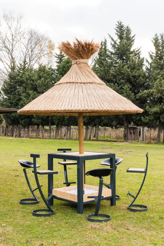 023 - DEURRIEU Garage Combe Maillane Photo Manade.webp