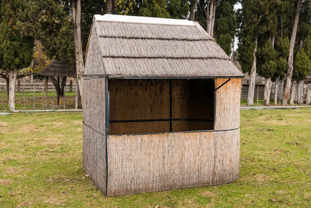 002 - DEURRIEU Garage Combe Maillane Photo Manade.webp