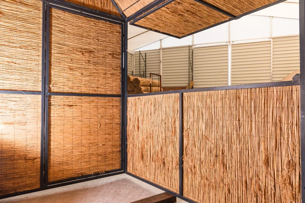 090 - DEURRIEU Garage Combe Maillane.webp