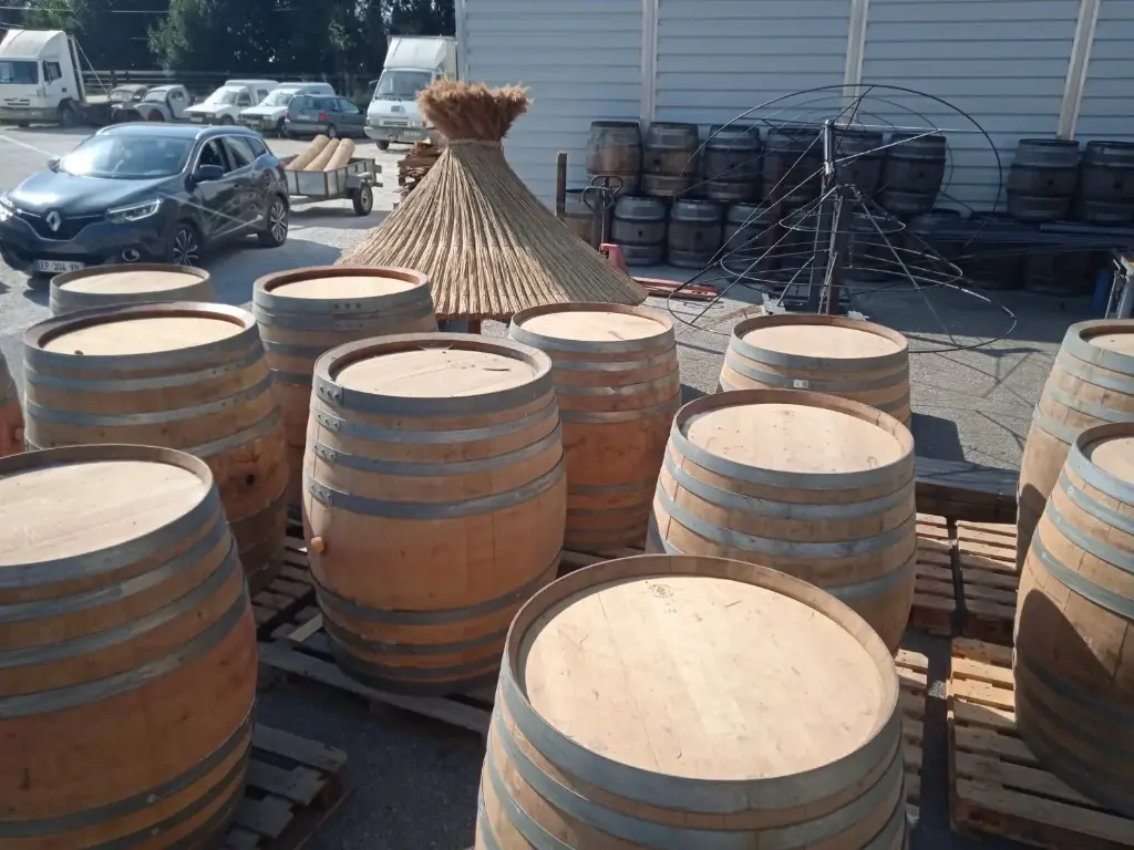 FUT DE CHÊNE 400l/LOCATION 